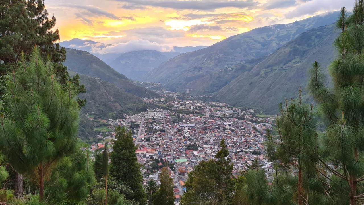 Premium Holiday Cabin - Spectacular Tungurahua Volcano View Banos  Bagian luar foto